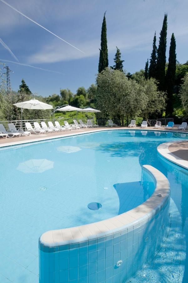 Hotel Residence Rely Brenzone sul Garda Bagian luar foto