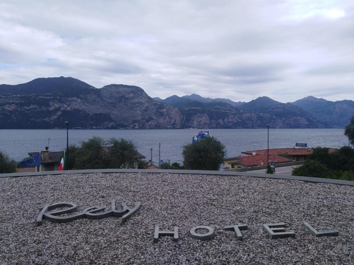 Hotel Residence Rely Brenzone sul Garda Bagian luar foto